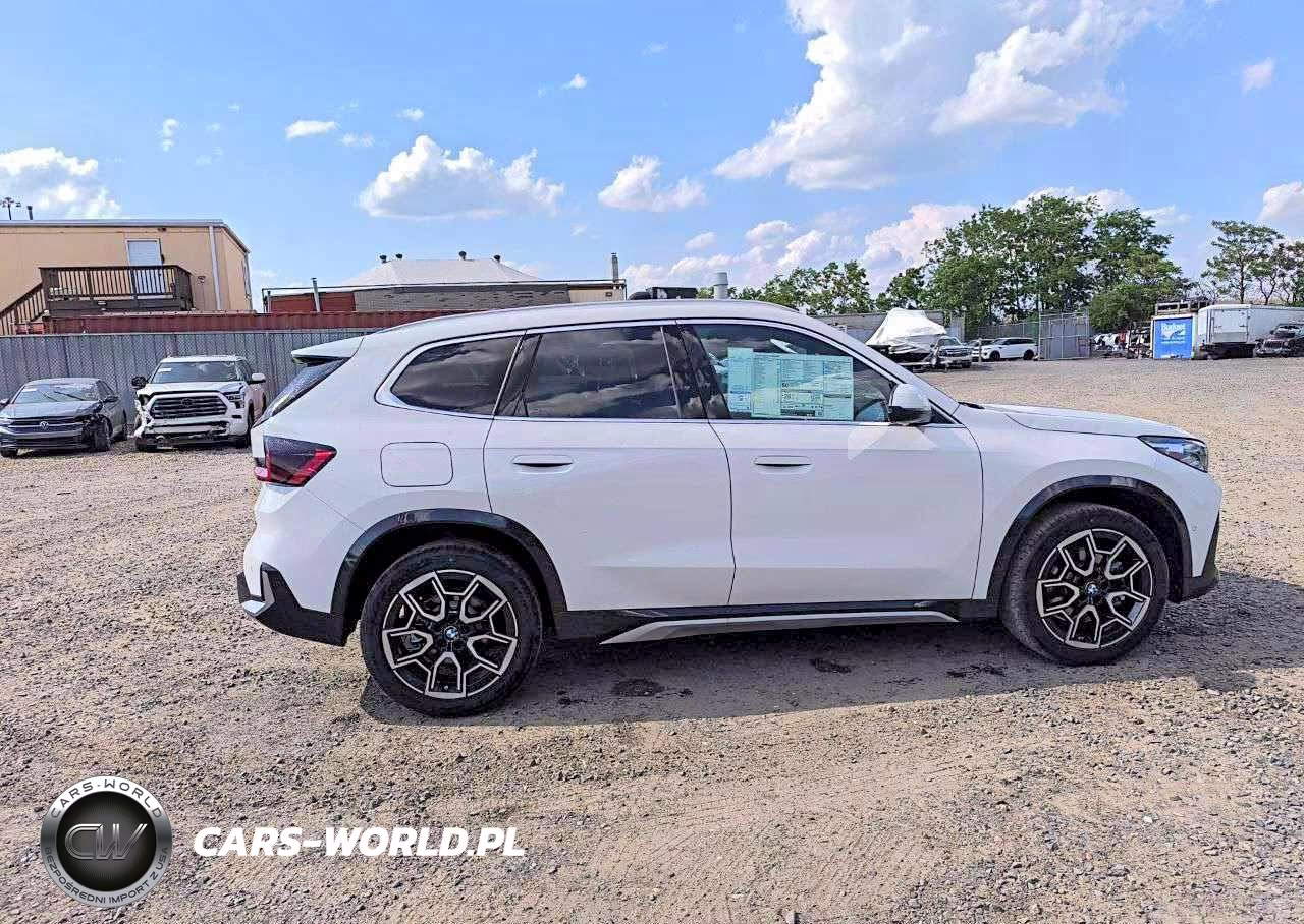 2026 BMW X1 xDrive28I VIN:WBX73EF04T5613095 - 14