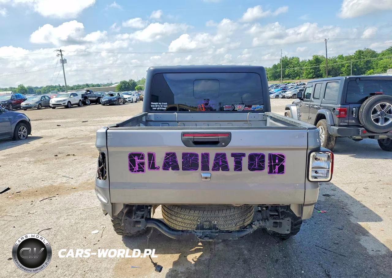 2020 Jeep Gladiator Sport VIN:1C6JJTAG2LL120472 - 6