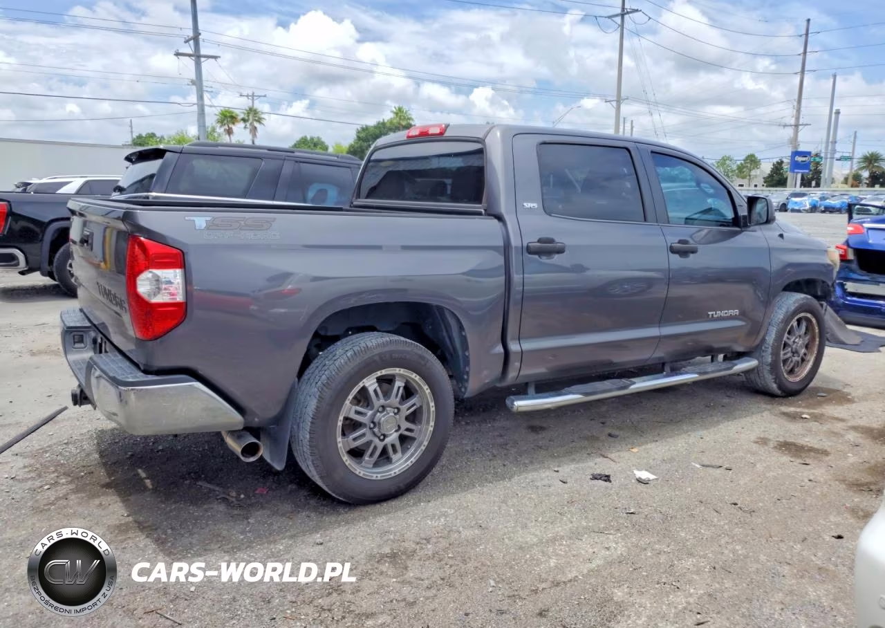 2018 Toyota Tundra Crewmax Sr5 VIN:5TFEM5F17JX128672 - 3