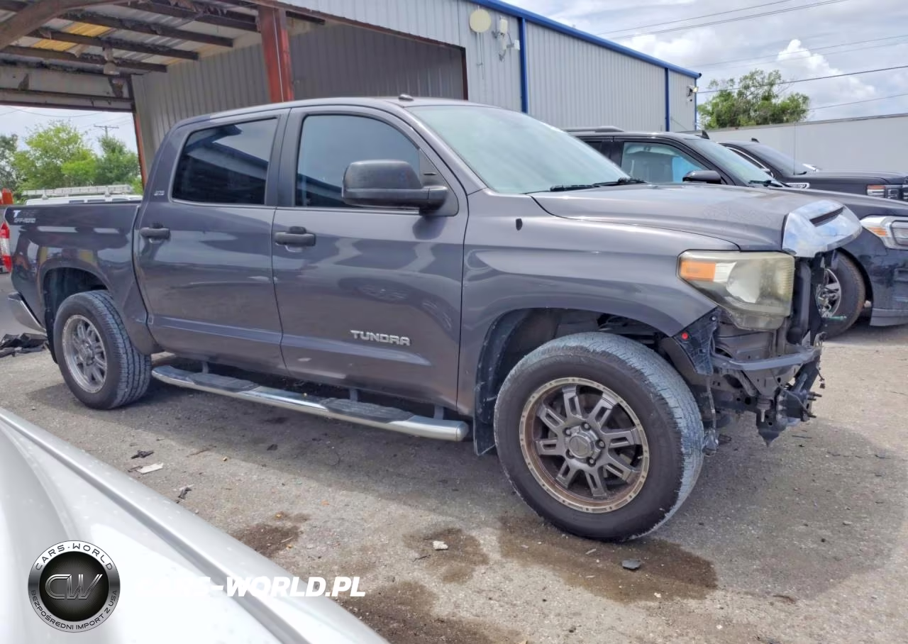2018 Toyota Tundra Crewmax Sr5 VIN:5TFEM5F17JX128672 - 4