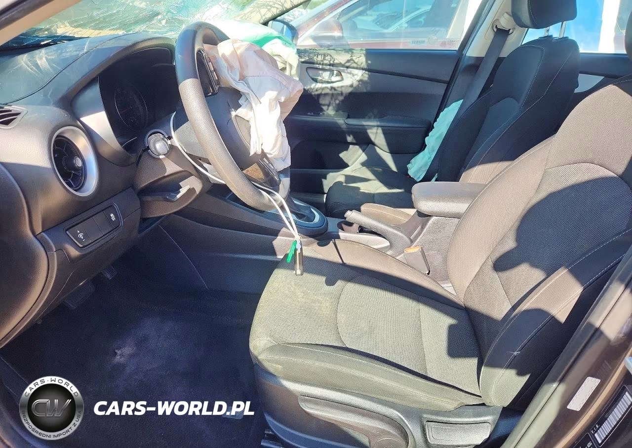 2022 Kia Forte Lxs VIN:3KPF24ADXNE429013 - 7