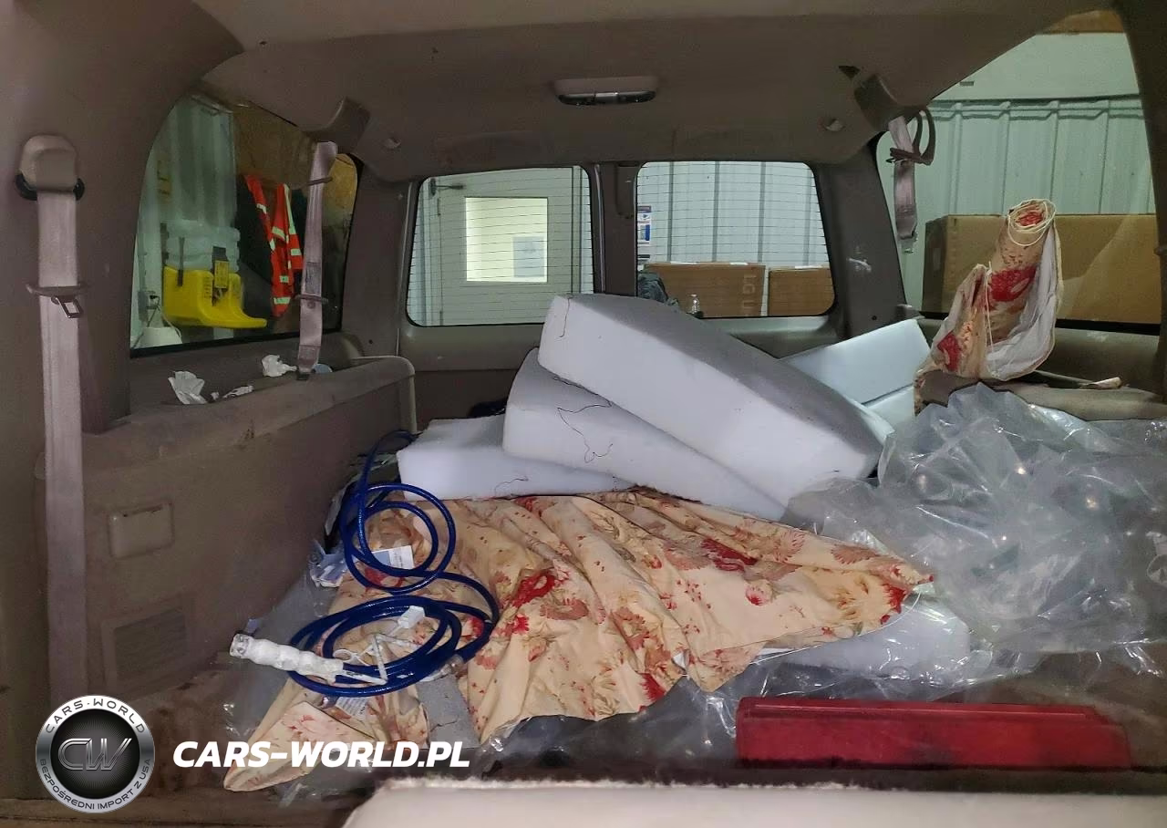 1996 GMC Suburban K1500 VIN:3GKFK16R4TG517936 - 10