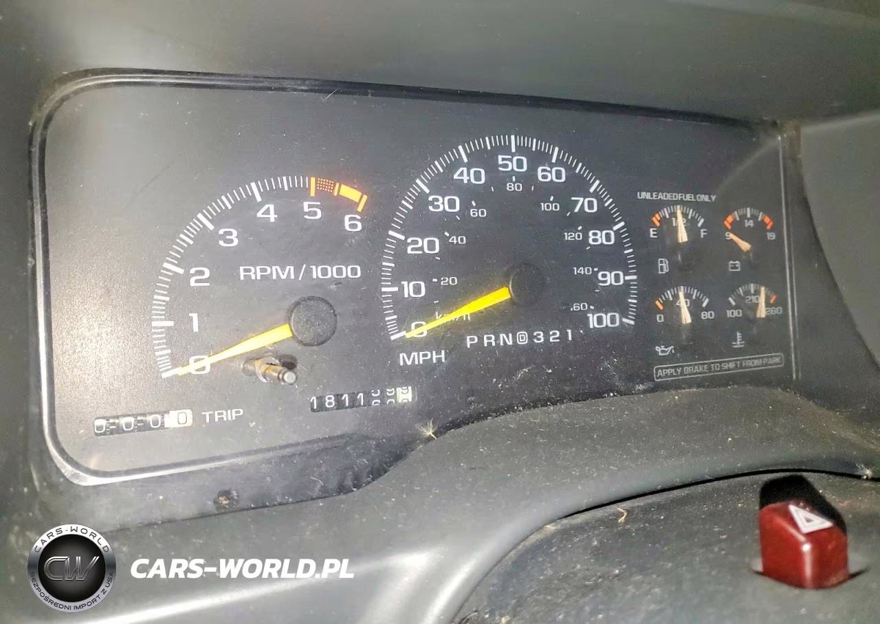 1996 GMC Suburban K1500 VIN:3GKFK16R4TG517936 - 9