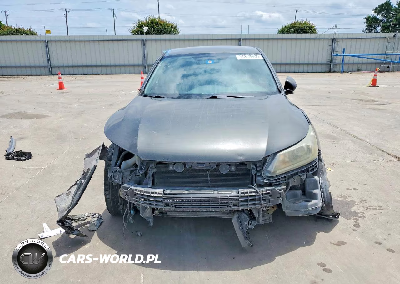 2015 Honda Accord Sport VIN:1HGCR2F51FA052792 - 5