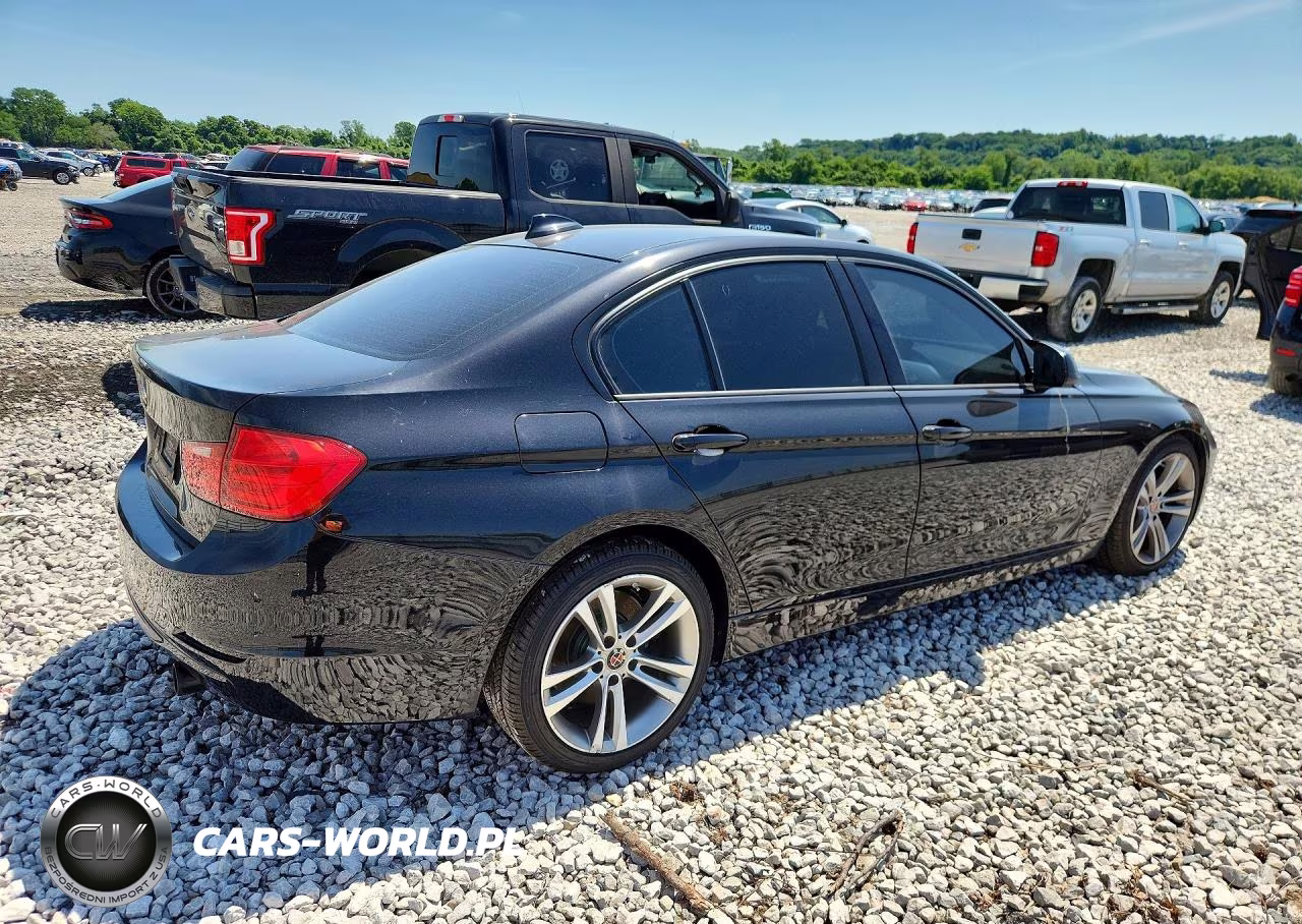 2013 BMW 335 Xi VIN:WBA3B9C5XDF586922 - 3