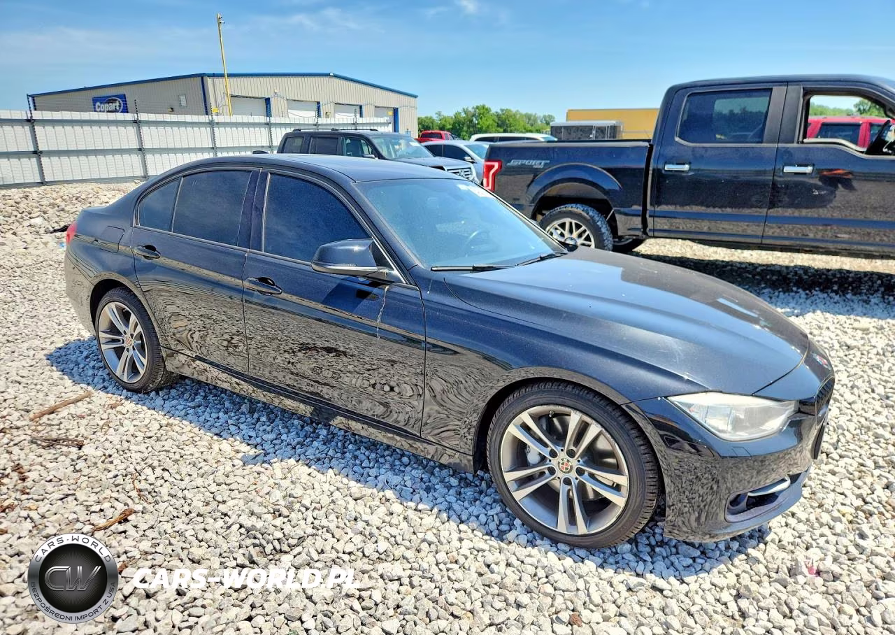 2013 BMW 335 Xi VIN:WBA3B9C5XDF586922 - 4