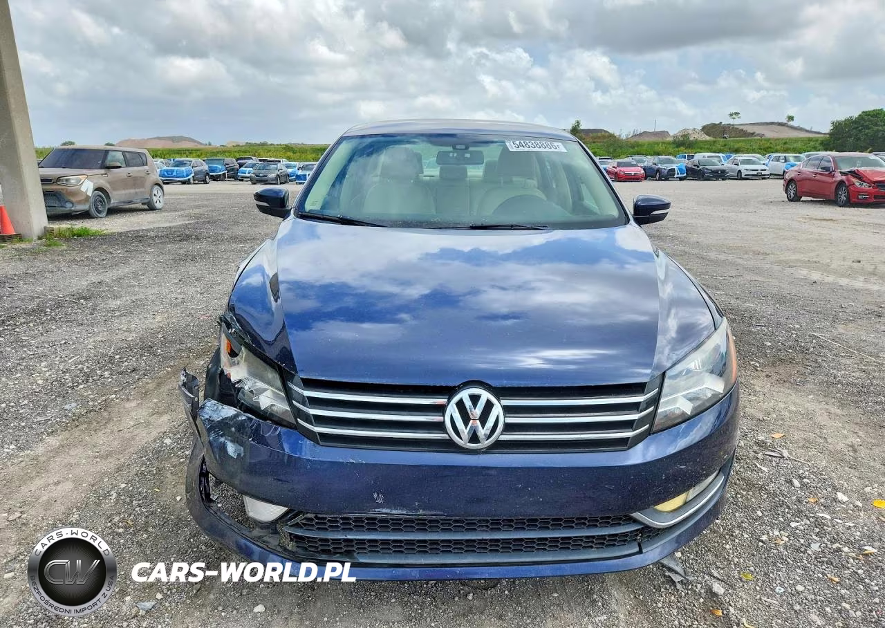 2015 Volkswagen Passat S VIN:1VWAS7A30FC107618 - 5
