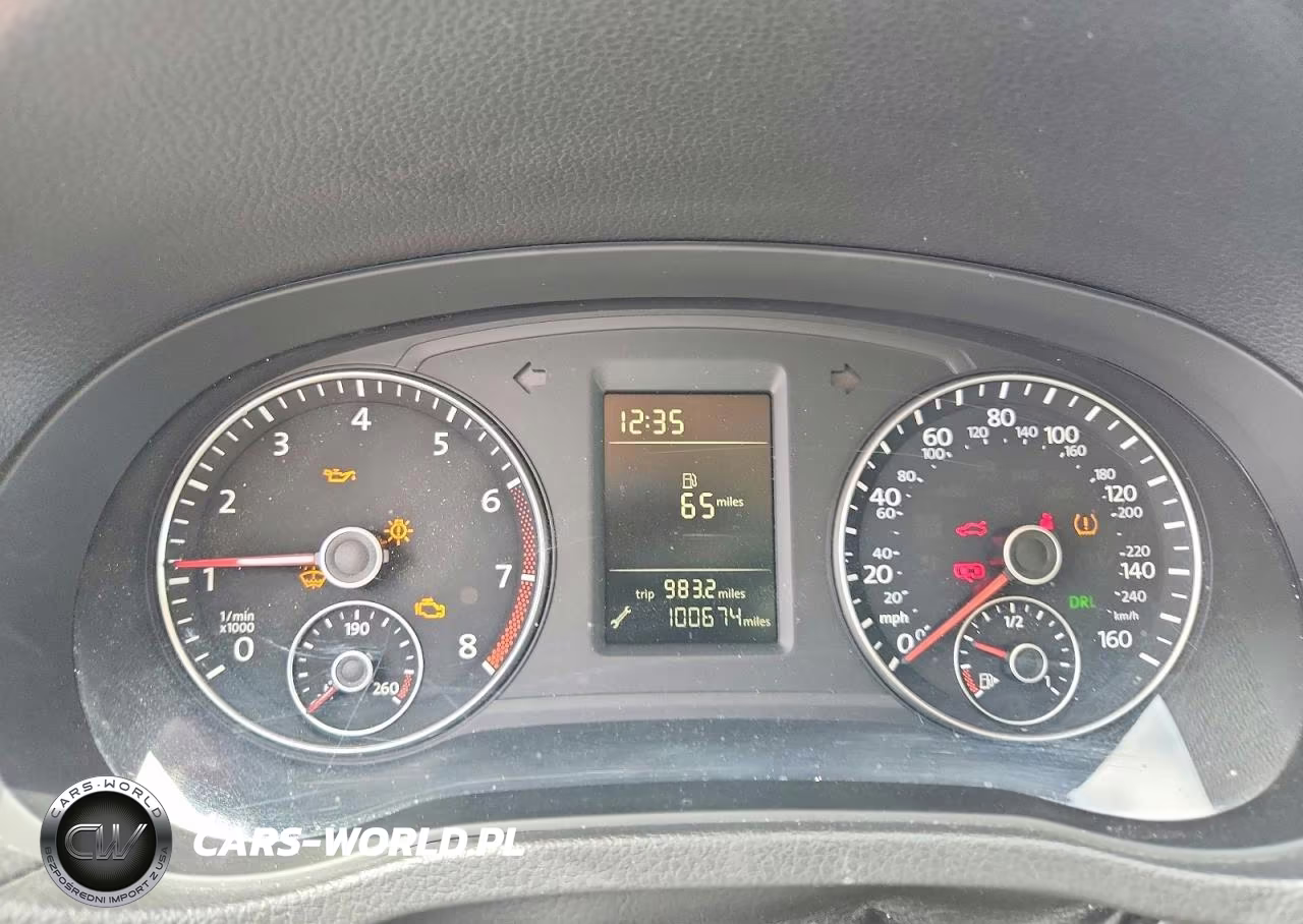 2015 Volkswagen Passat S VIN:1VWAS7A30FC107618 - 9