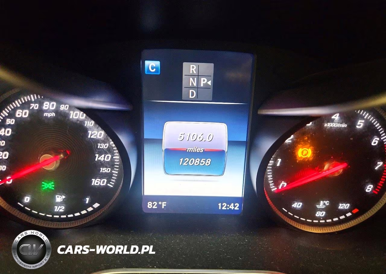 2016 Mercedes-Benz C 300 VIN:55SWF4JBXGU149624 - 9