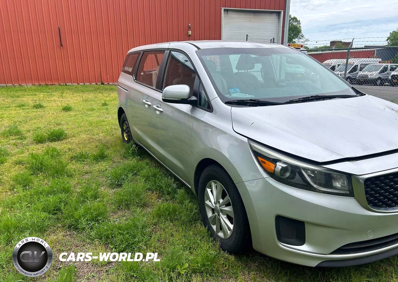 2016 Kia Sedona L