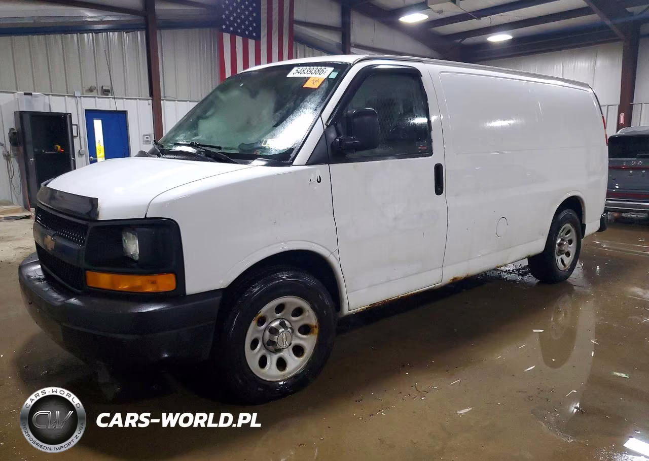 2010 Chevrolet Express 1500 Cargo Delivery Van