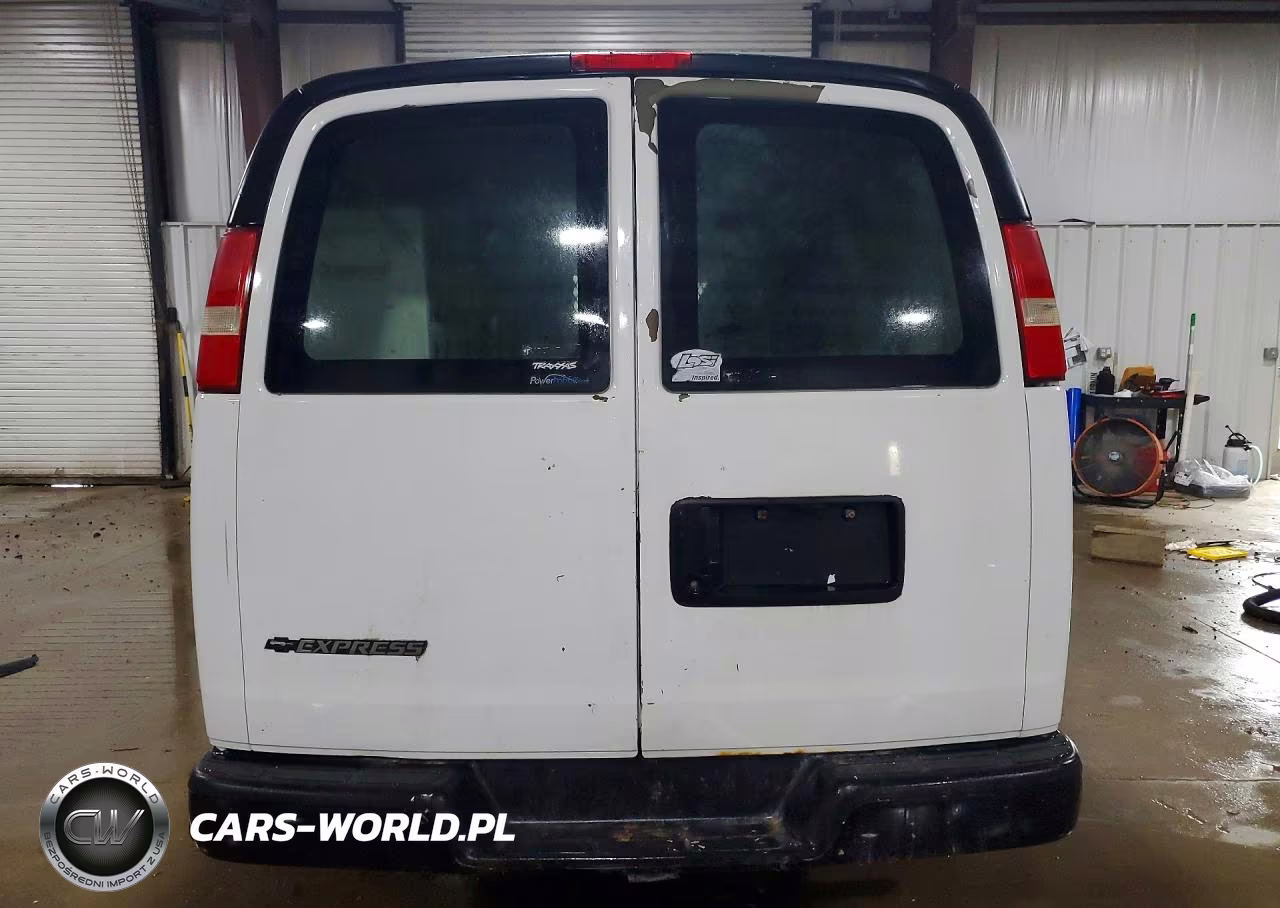 2010 Chevrolet Express 1500 Cargo Delivery Van VIN:1GCUGADX9A1147505 - 6