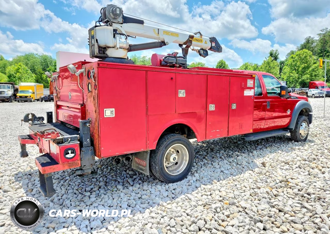 2015 Ford F550 Super Duty VIN:1FD0X5HT5FED10725 - 3