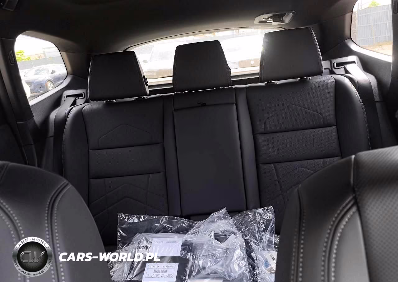 2026 BMW X1 xDrive28I VIN:WBX73EF05T5612831 - 11