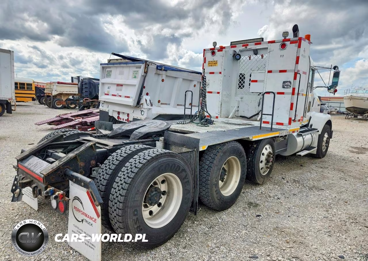 2019 Kenworth Construction T800 VIN:1XKDP4EX0KR250612 - 4