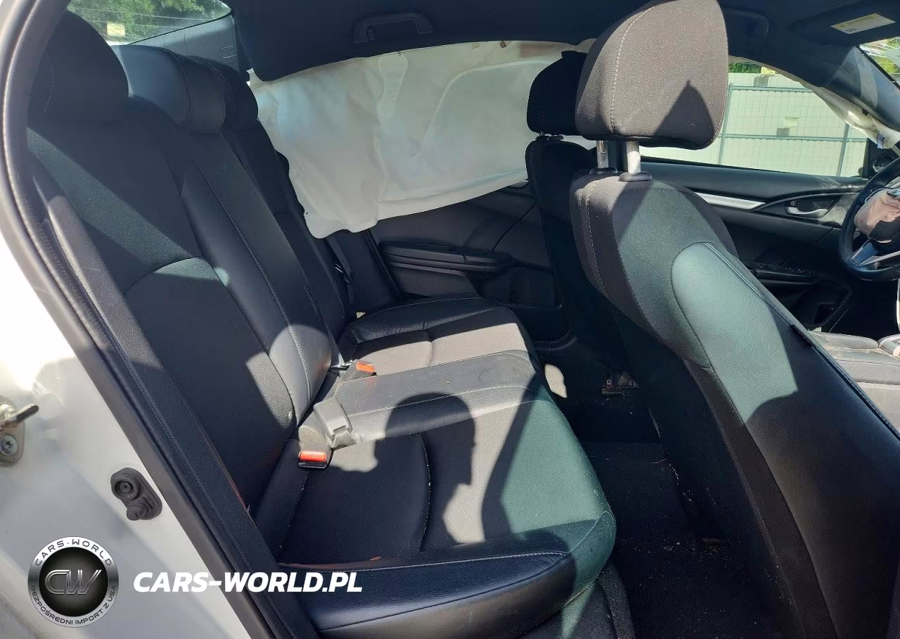 2020 Honda Civic Sport VIN:2HGFC2F8XLH585682 - 10