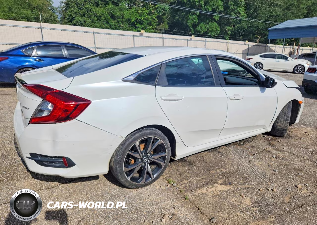 2020 Honda Civic Sport VIN:2HGFC2F8XLH585682 - 3