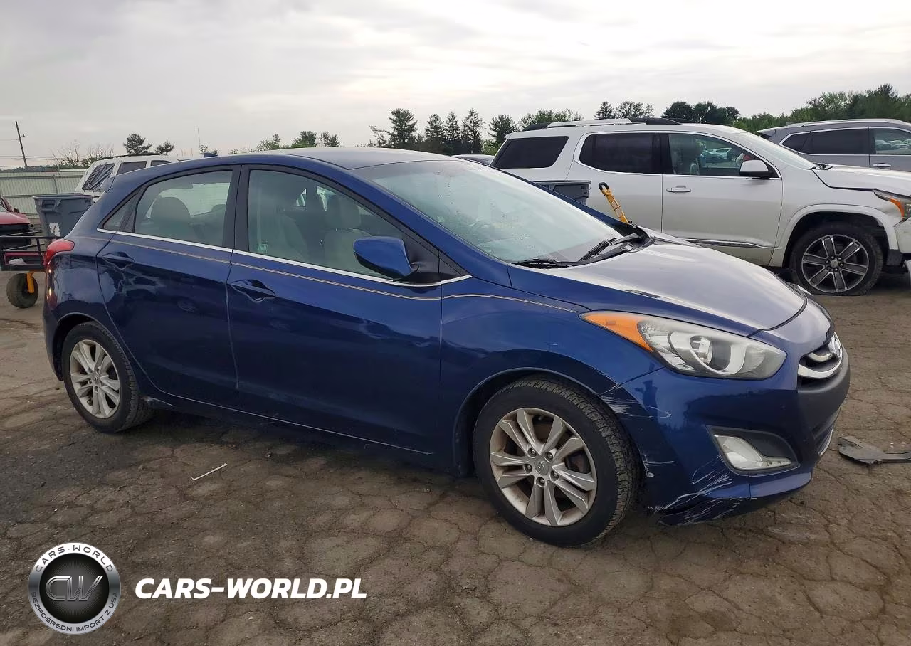 2013 Hyundai Elantra Gt Base VIN:KMHD35LE0DU088314 - 4