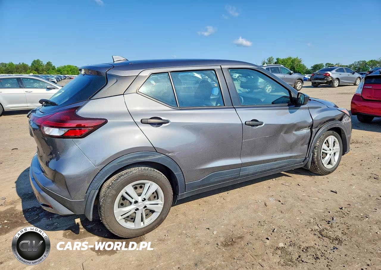 2022 Nissan Kicks S VIN:3N1CP5BVXNL526132 - 3