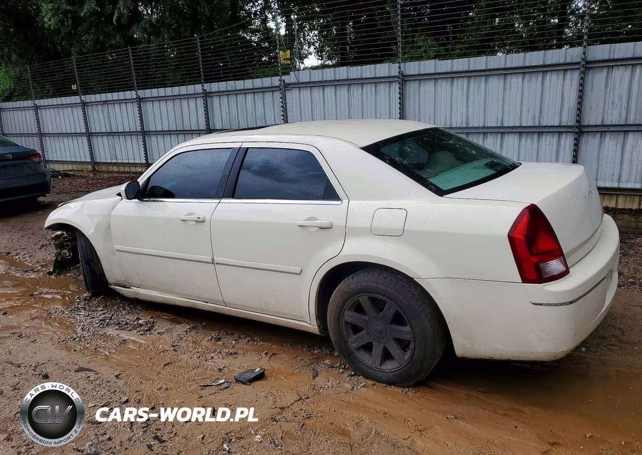 2005 Chrysler 300 Touring VIN:2C3JA53G15H136121 - 2