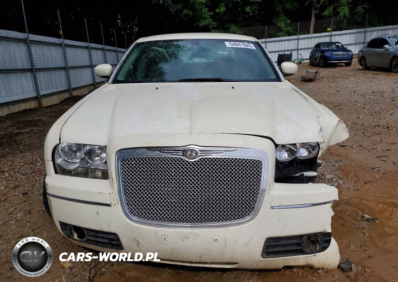 2005 Chrysler 300 Touring VIN:2C3JA53G15H136121 - 5