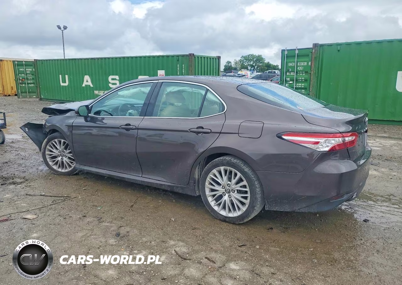 2018 Toyota Camry Xle VIN:4T1B11HKXJU134165 - 2