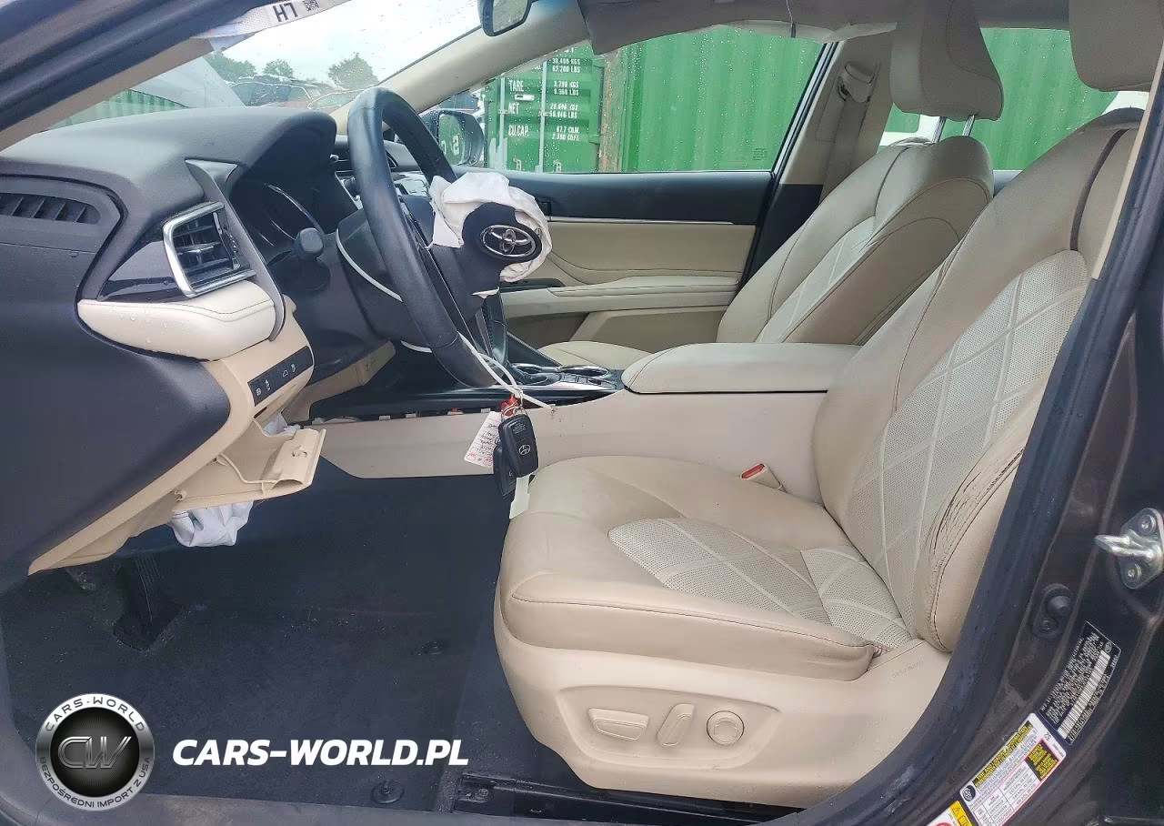 2018 Toyota Camry Xle VIN:4T1B11HKXJU134165 - 7