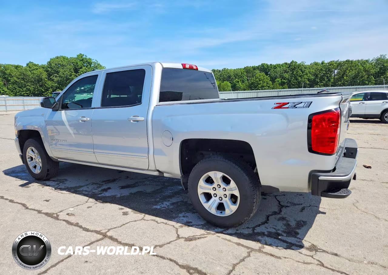 2018 Chevrolet Silverado K1500 Lt VIN:3GCUKREC0JG120431 - 2