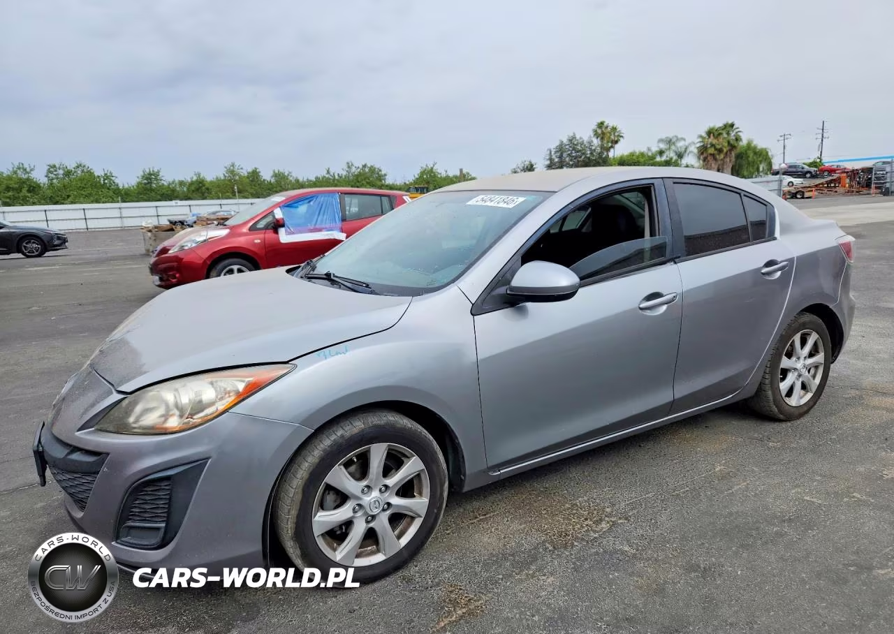 2011 Mazda 3 I