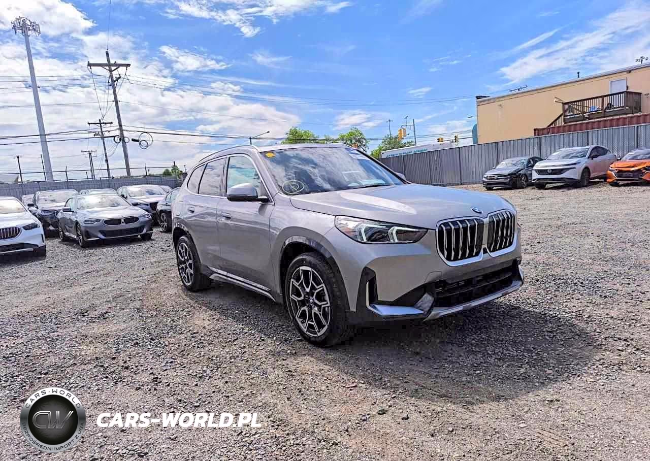 2026 BMW X1 xDrive28I VIN:WBX73EF02T5541412 - 3