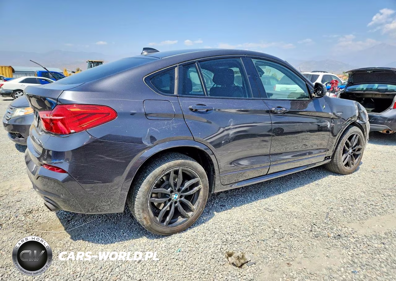 2018 BMW X4 xDrivem40I VIN:5UXXW7C52J0W65527 - 3
