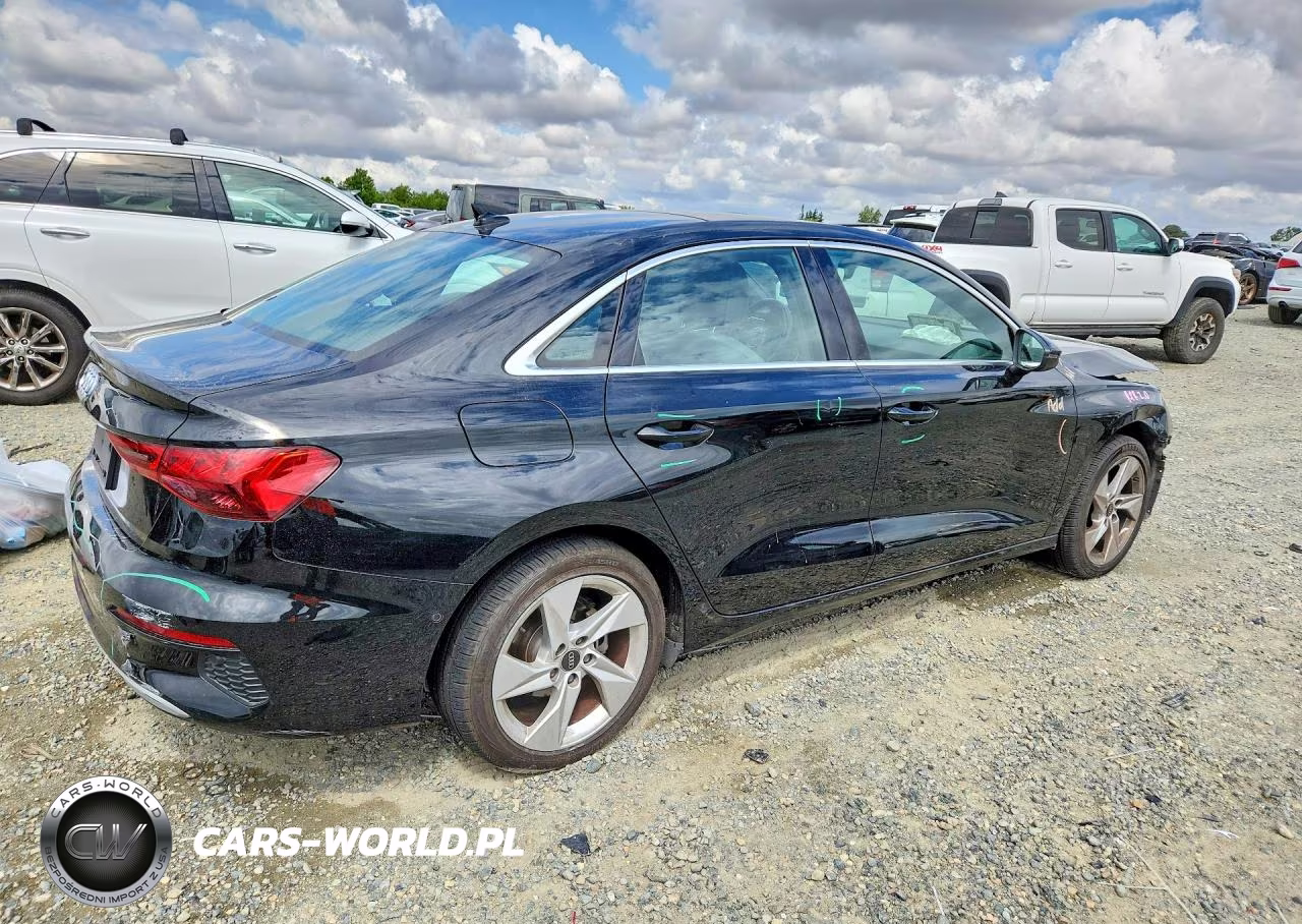 2023 Audi A3 Premium VIN:WAUAUDGY2PA038830 - 3