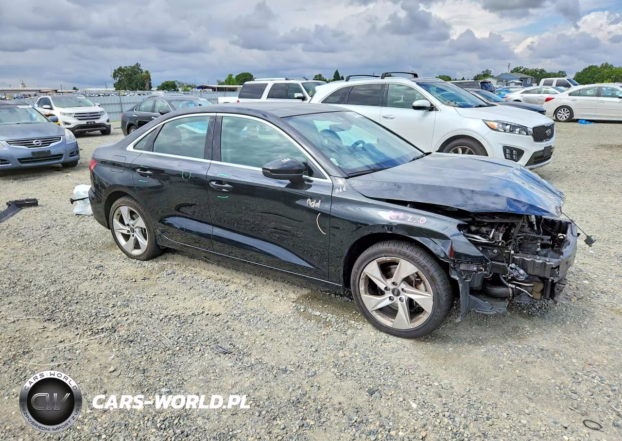 2023 Audi A3 Premium VIN:WAUAUDGY2PA038830 - 4