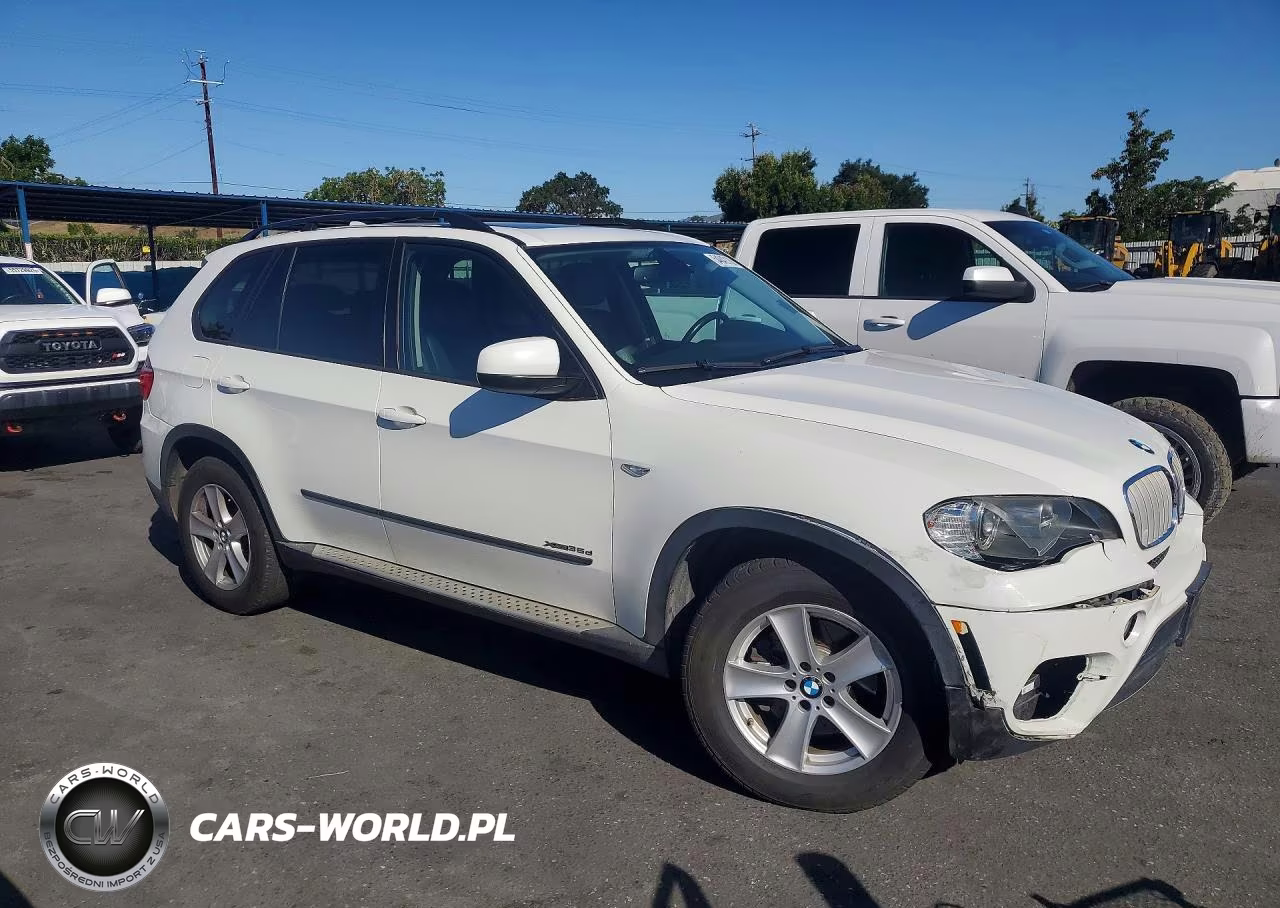 2011 BMW X5 xDrive35D VIN:5UXZW0C56BL372102 - 4