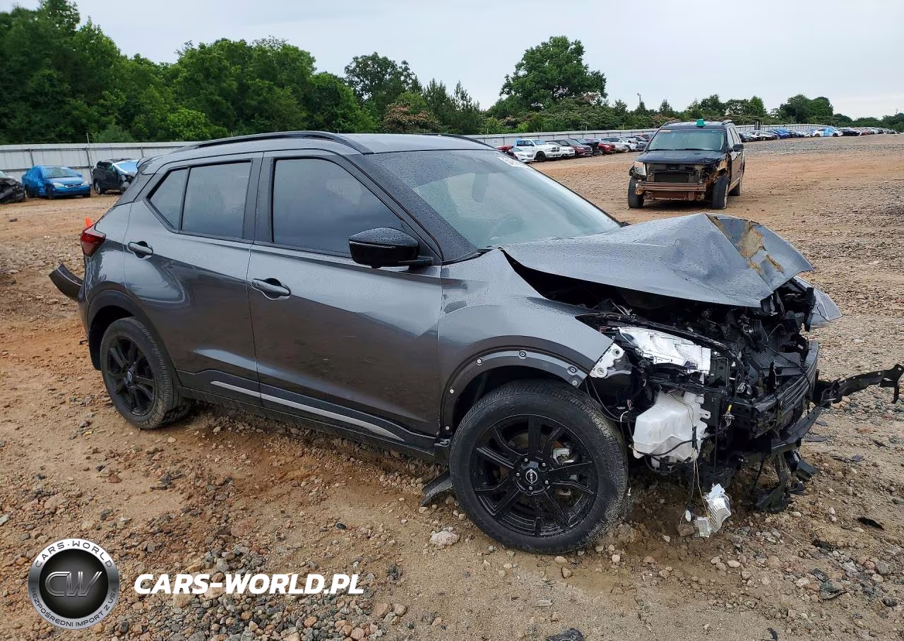 2024 Nissan Kicks Sr VIN:3N1CP5DV8RL541795 - 4
