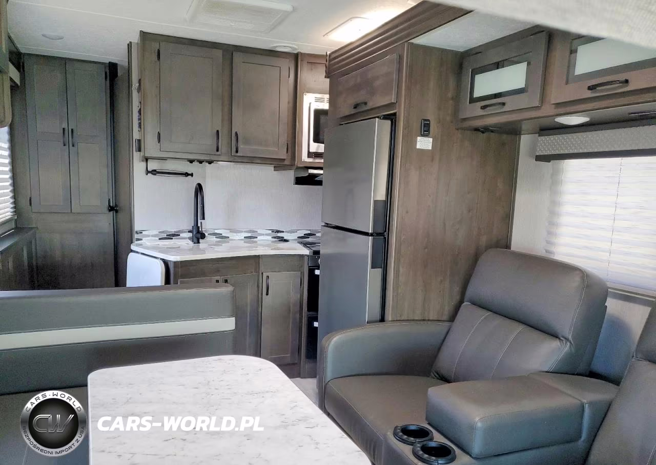 2024 Coachmen Leprechaun Rv VIN:1FDXE4FN0RDD04781 - 6