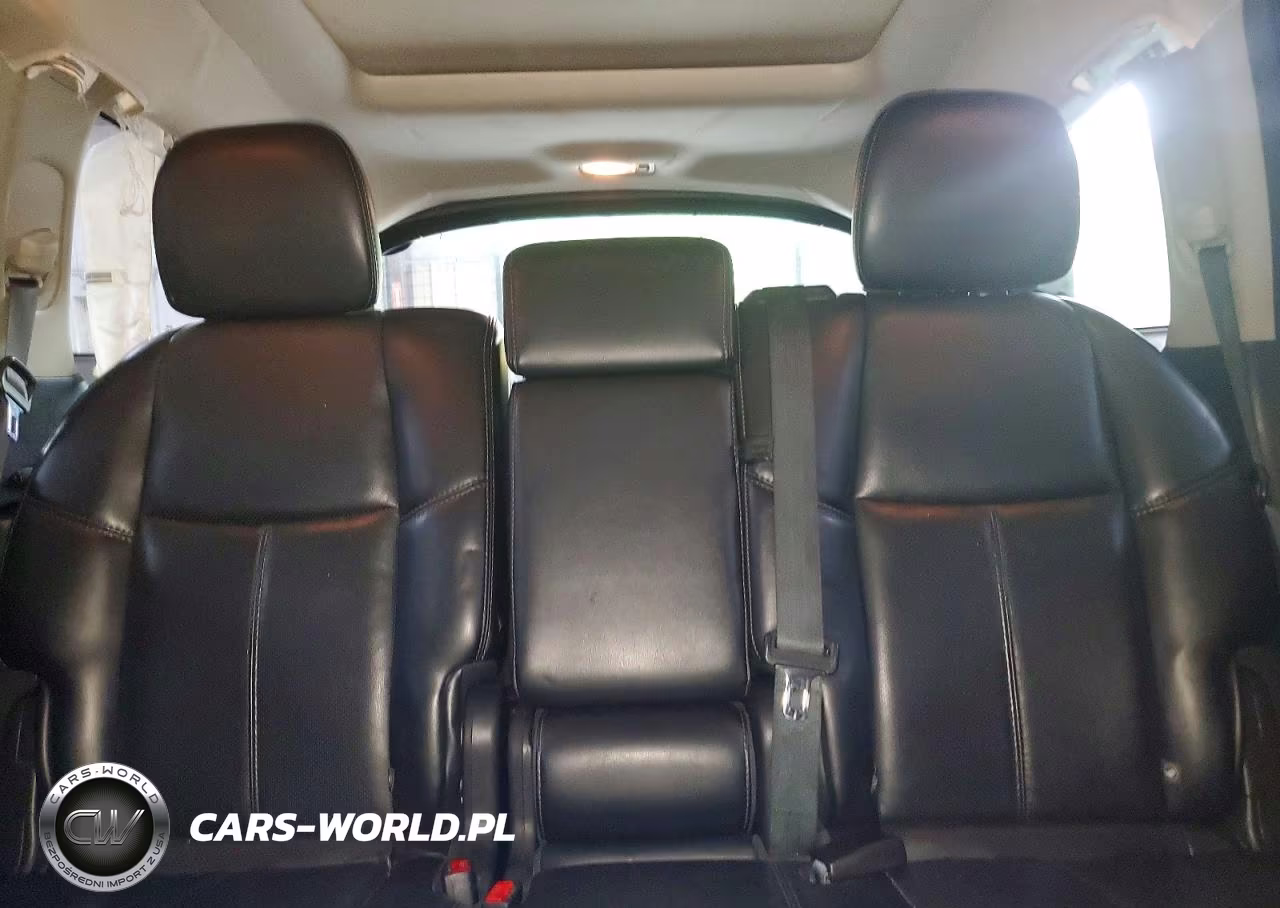 2016 Nissan Pathfinder Platinum VIN:5N1AR2MMXGC621706 - 10