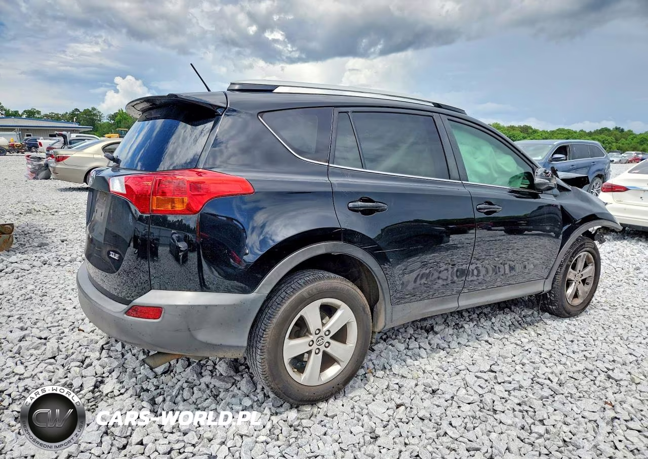 2015 Toyota Rav4 Xle VIN:2T3WFREV6FW182423 - 3