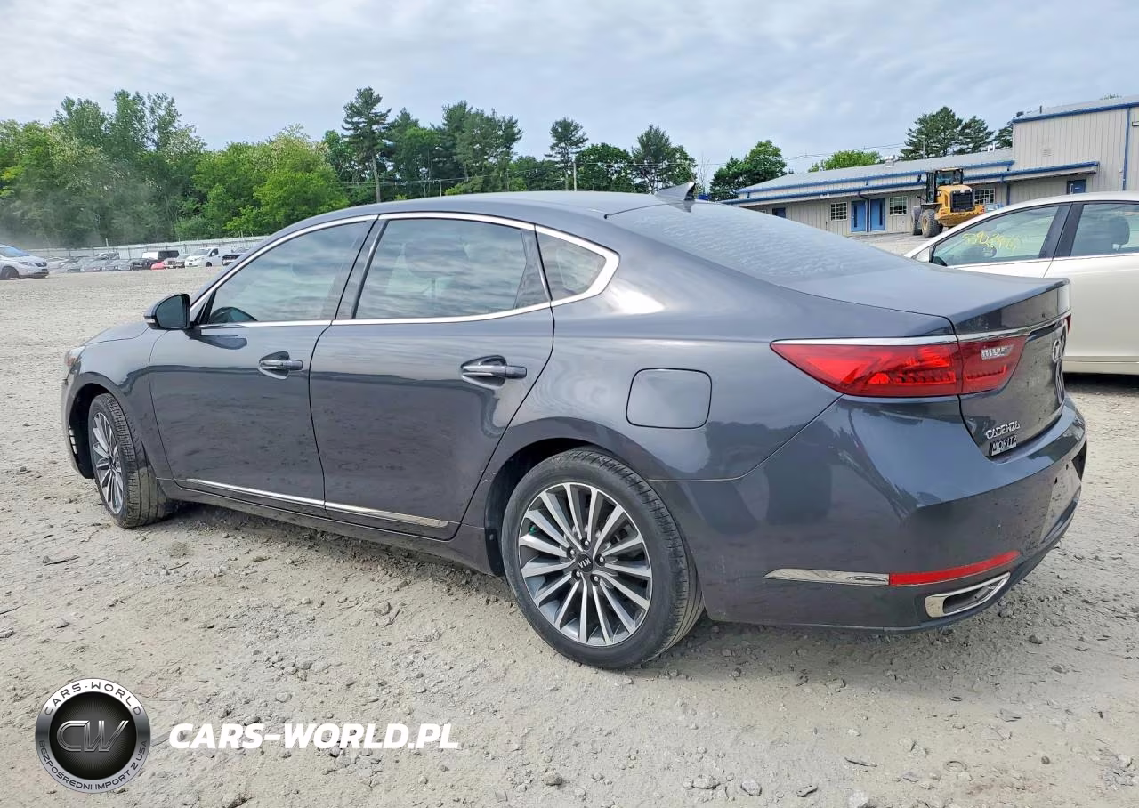 2018 Kia Cadenza Premium VIN:KNALB4J1XJ5119911 - 2