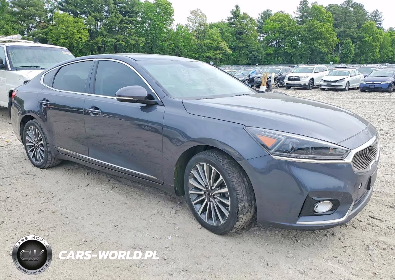 2018 Kia Cadenza Premium VIN:KNALB4J1XJ5119911 - 4