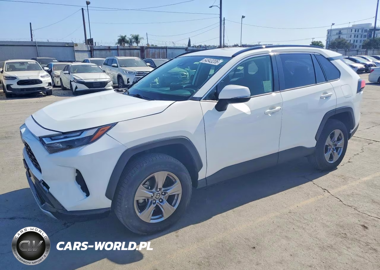 2023 Toyota Rav4 Hybrid Le – zdjęcie 1 z 13
