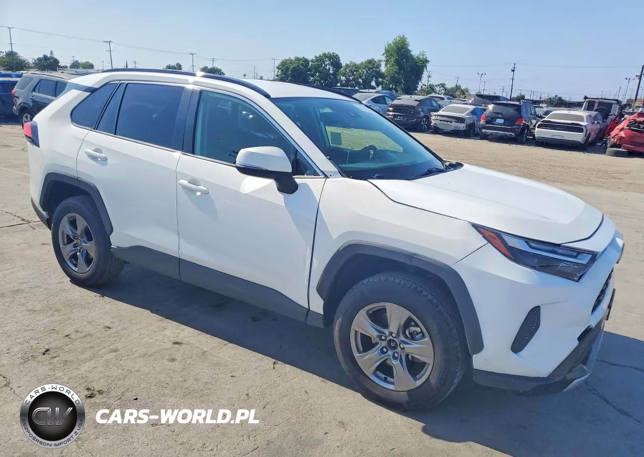 2023 Toyota Rav4 Hybrid Le VIN:JTMMWRFV5PD204559 - 4