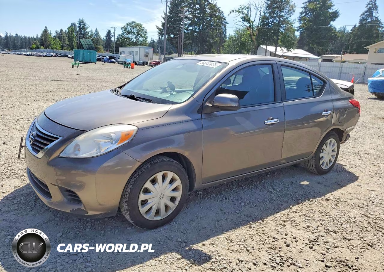 2013 Nissan Versa 1.6 S