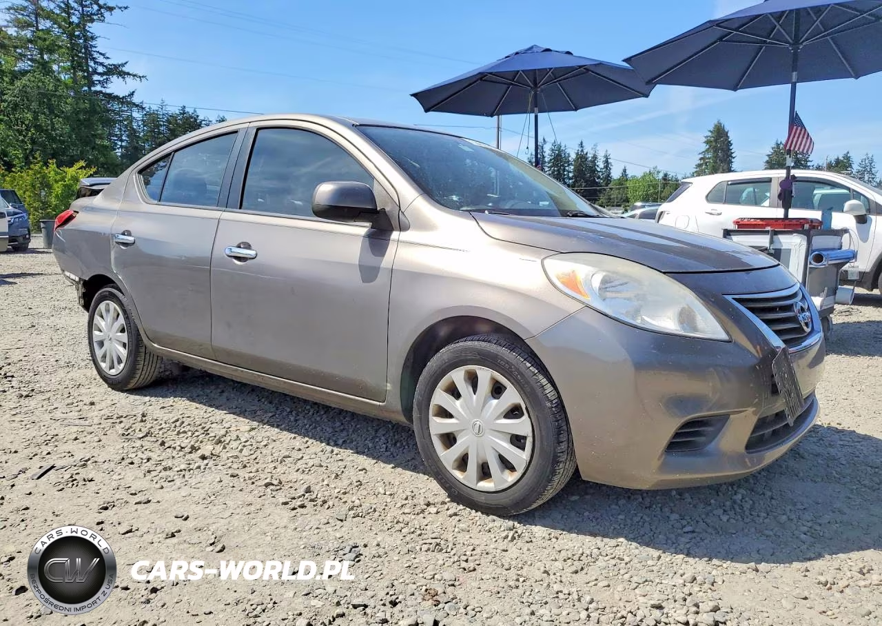 2013 Nissan Versa 1.6 S VIN:3N1CN7AP4DL829930 - 4