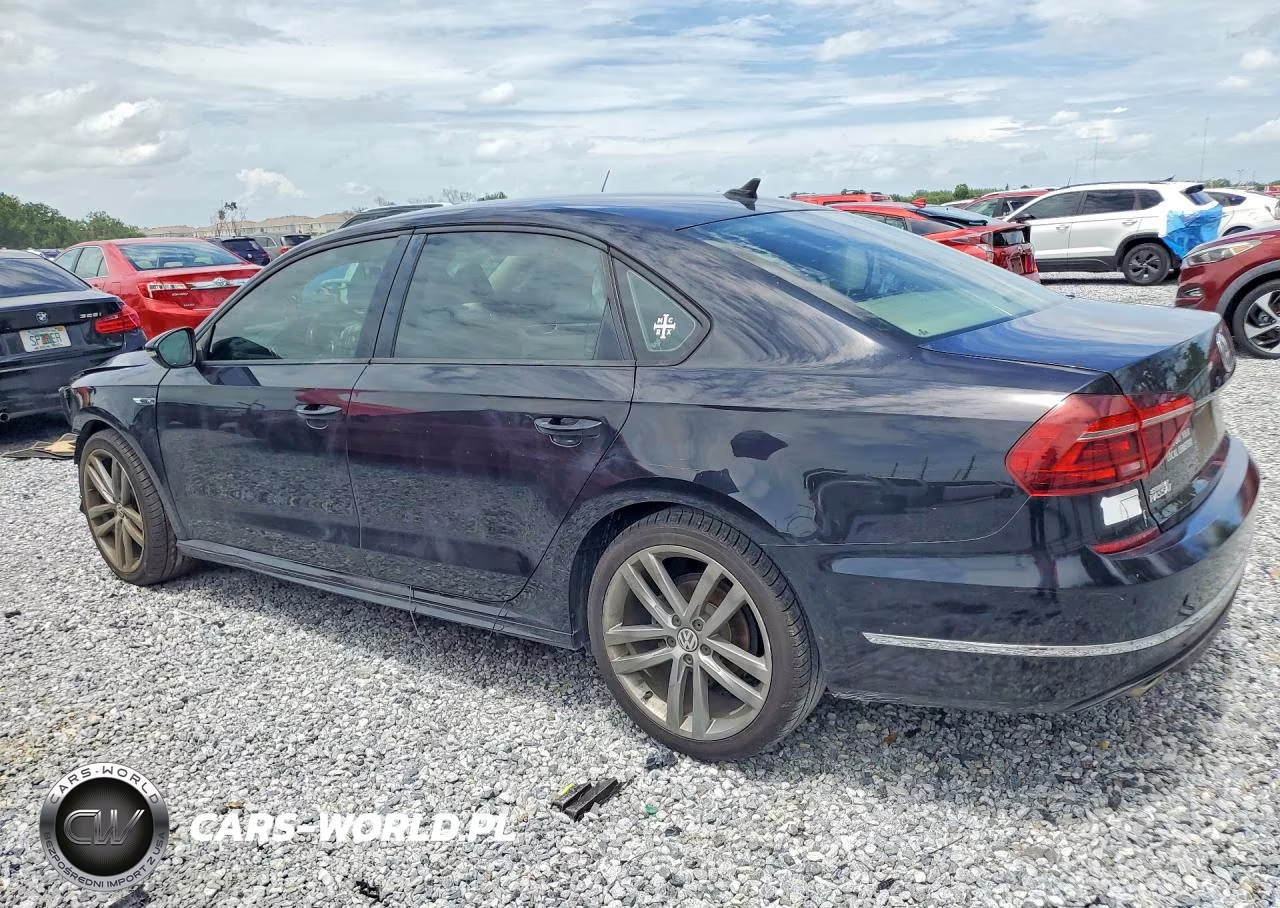 2018 Volkswagen Passat S VIN:1VWAA7A32JC010948 - 2