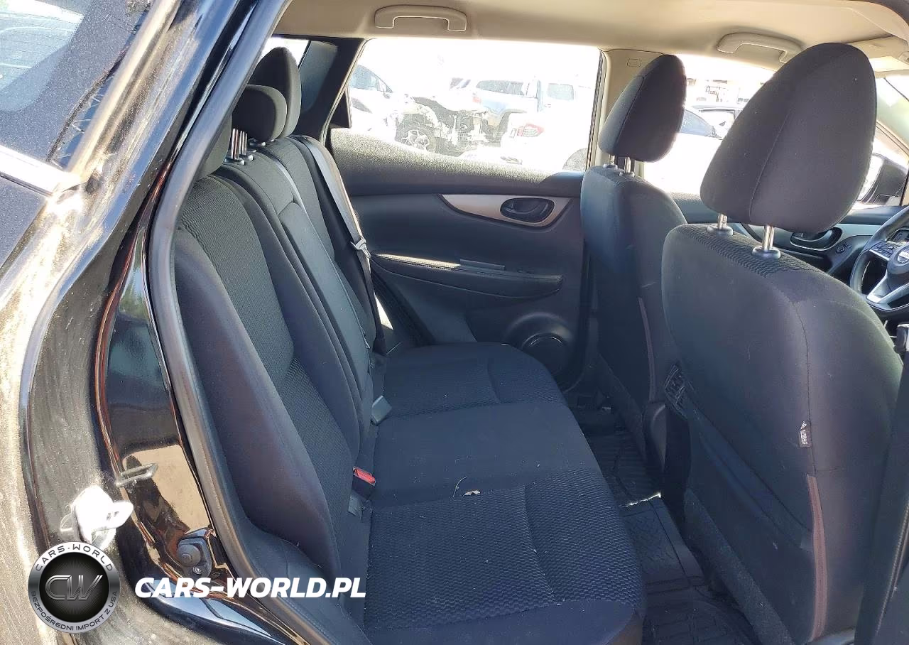 2017 Nissan Rogue Sport S VIN:JN1BJ1CR1HW135232 - 11
