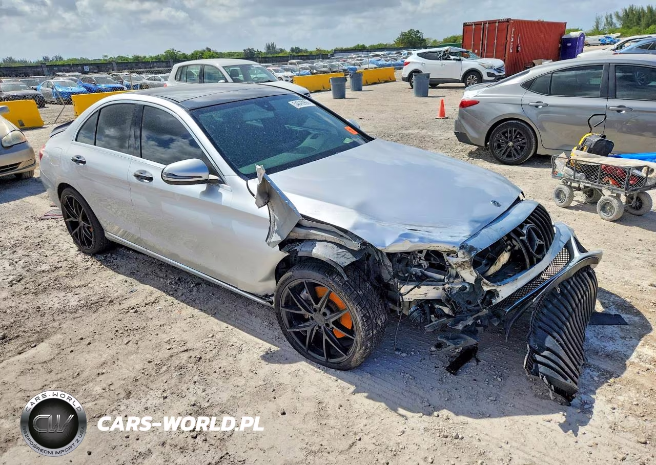 2018 Mercedes-Benz C 300 4Matic VIN:55SWF4KB3JU247982 - 4
