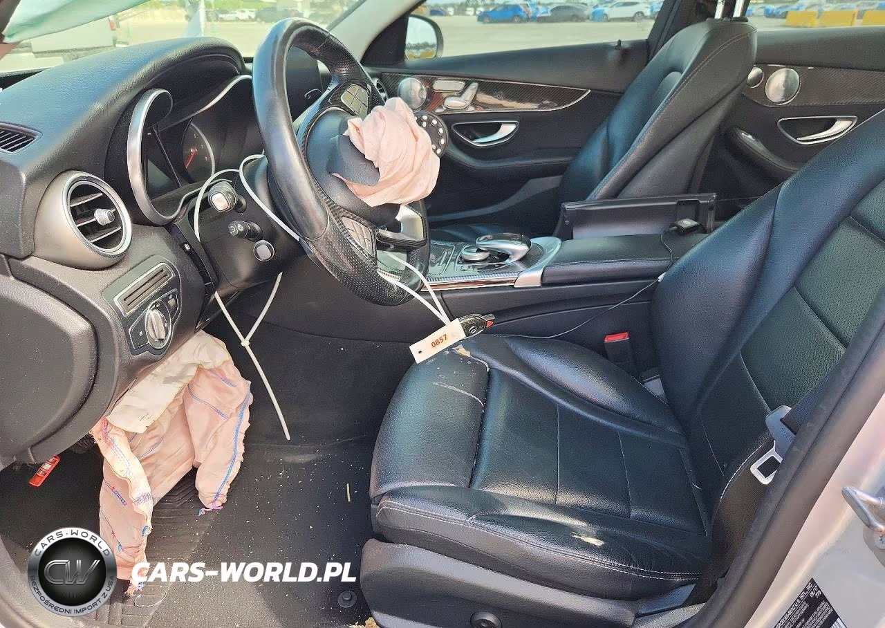2018 Mercedes-Benz C 300 4Matic VIN:55SWF4KB3JU247982 - 7
