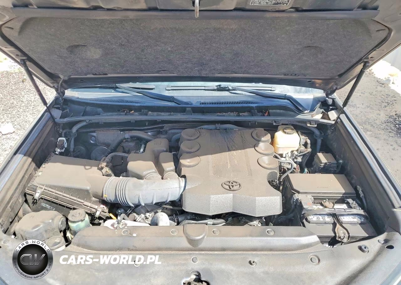 2020 Toyota 4Runner VIN:JTEBU5JR3L5802343 - 12