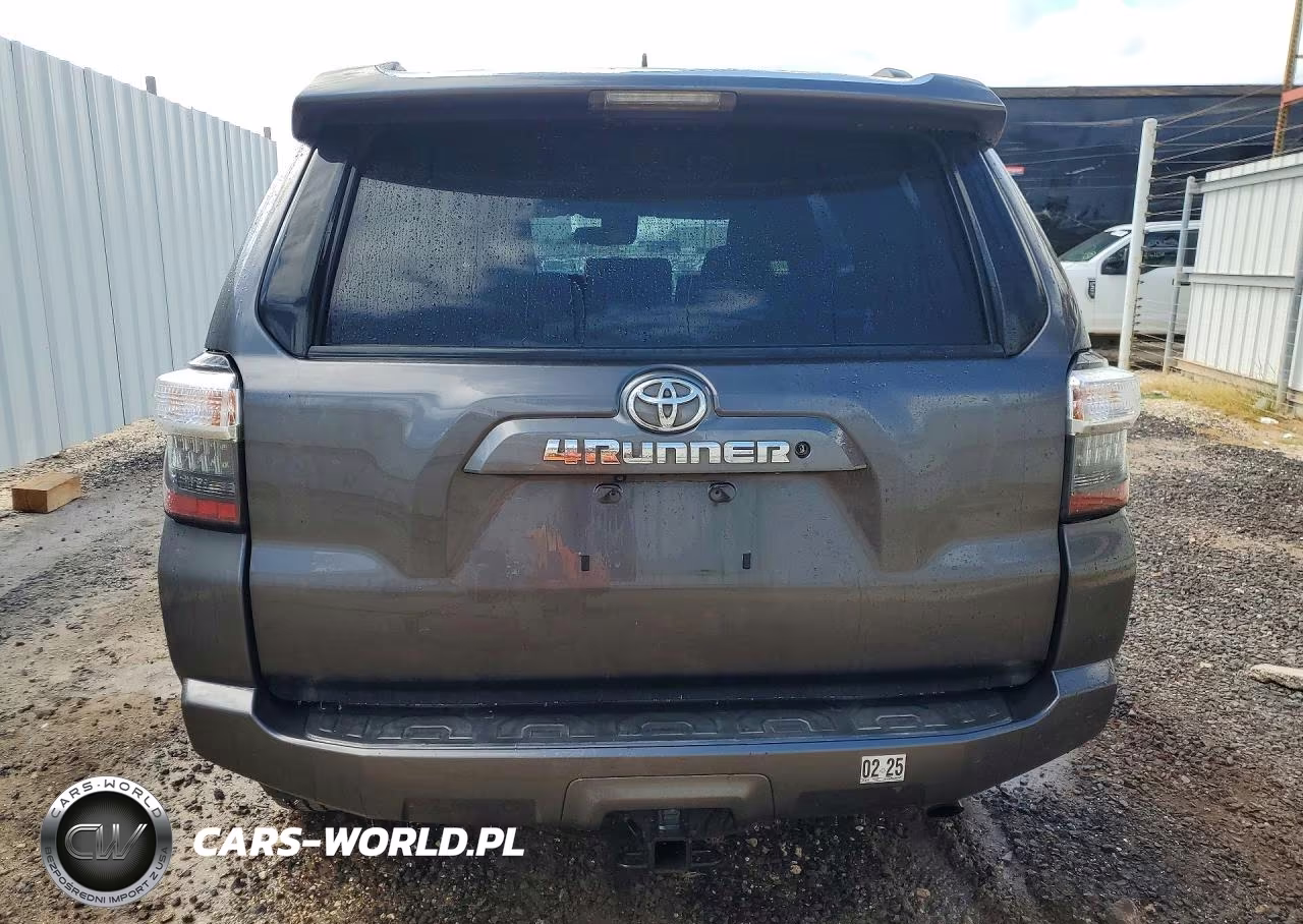 2020 Toyota 4Runner VIN:JTEBU5JR3L5802343 - 6